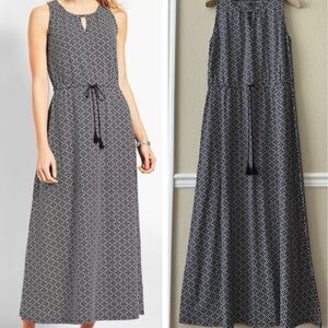 Talbots Maxi Dress Avalon Tiles Jersey Flowy Black White Size Medium